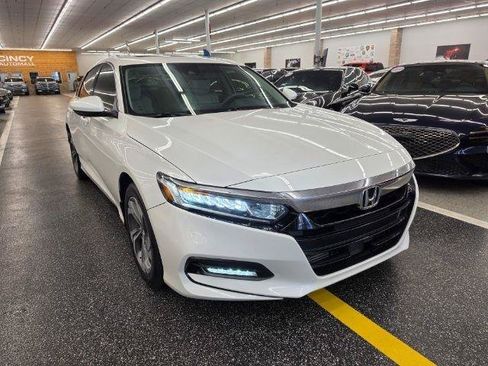 Used 2019 Honda Accord EX image 3