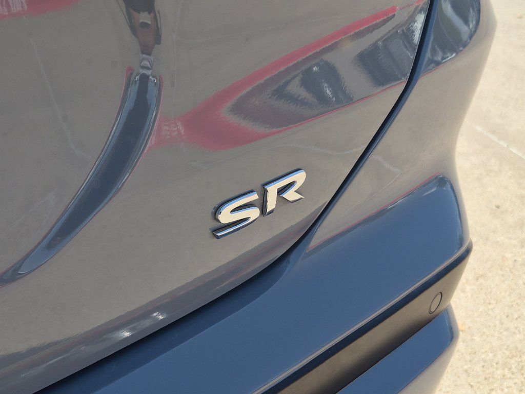 Certified 2023 Nissan Kicks SR w/ SR Premium Package FWD image 7