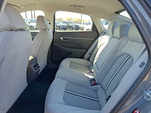 Used 2020 Hyundai Sonata SEL w/ Convenience Package FWD image 11