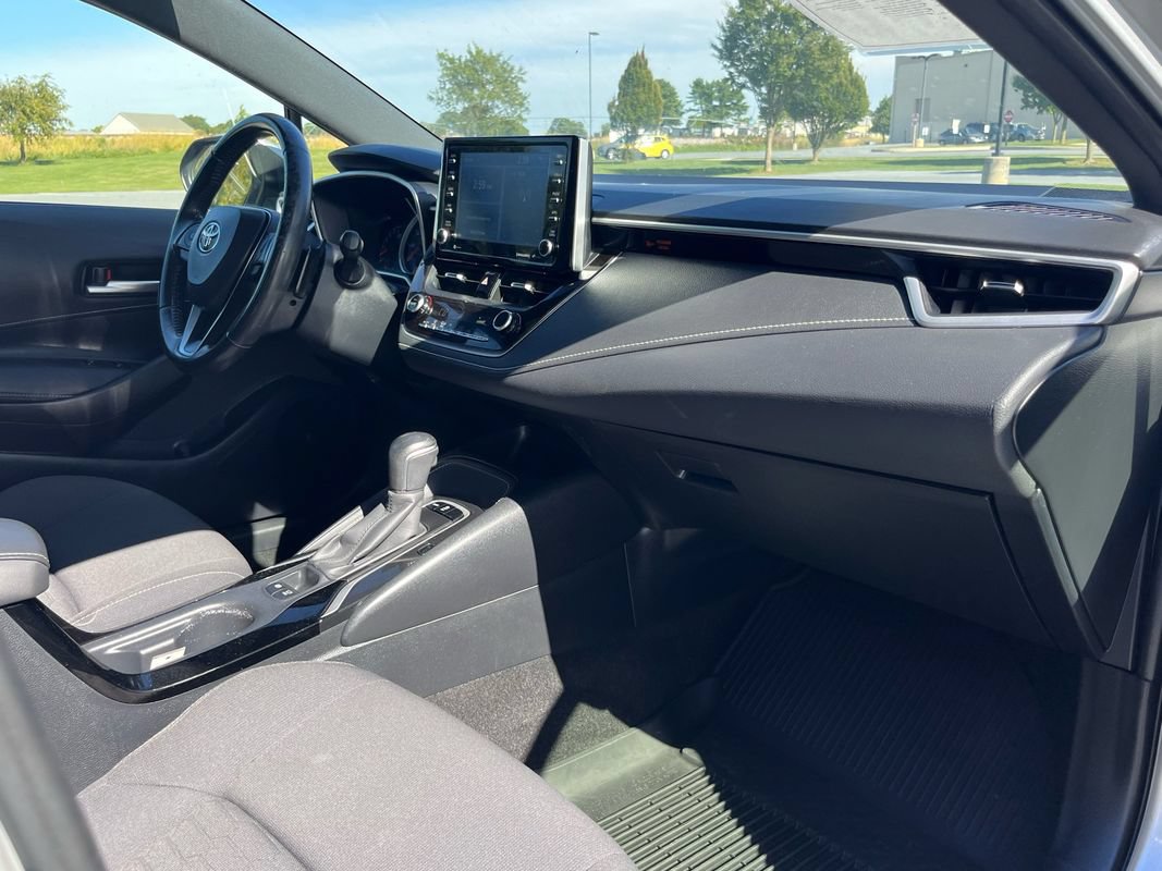 Used 2019 Toyota Corolla SE FWD image 14