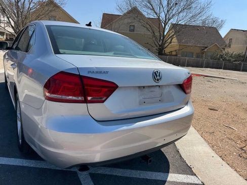Used 2015 Volkswagen Passat 1.8T Limited Edition image 11