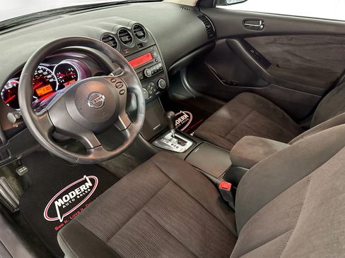 Used 2012 Nissan Altima 2.5 S FWD image 5