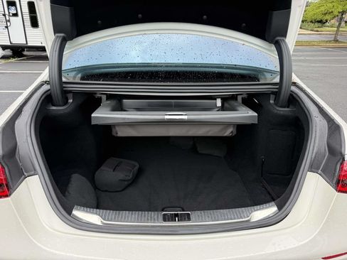 Used 2023 Mercedes-Benz S 580 4MATIC Sedan image 29