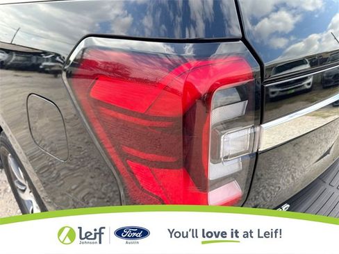 Certified 2024 Ford Expedition Limited image 38