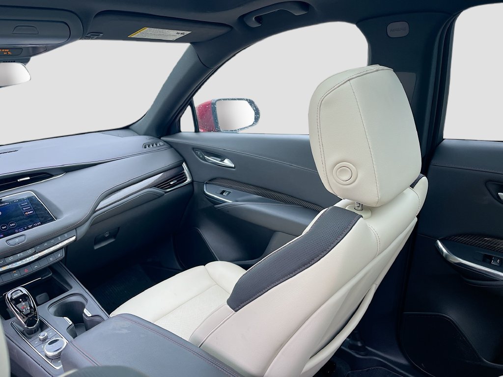 Used 2023 Cadillac XT4 Sport FWD image 23