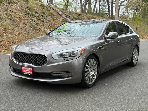 Used 2015 Kia K900 Premium w/ Interior Highline Package RWD image 1