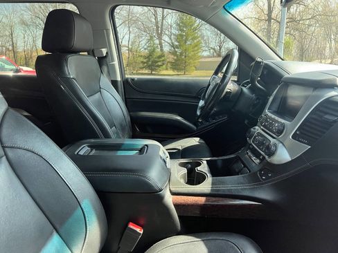 Used 2019 GMC Yukon XL SLT image 10