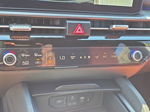 New 2026 Kia Sportage SX Prestige image 26