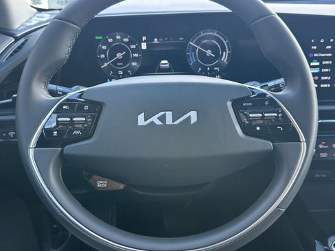 New 2026 Kia Niro Wind image 24