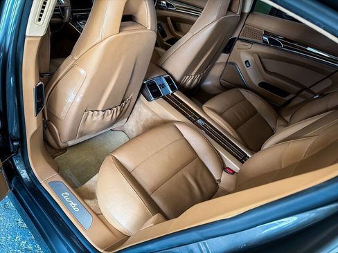Used 2014 Porsche Panamera AWD/4WD image 25