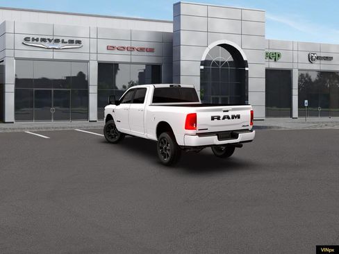 New 2026 RAM 2500 Big Horn AWD/4WD image 4