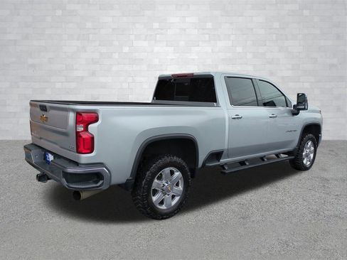 Used 2022 Chevrolet Silverado 2500 LTZ image 4
