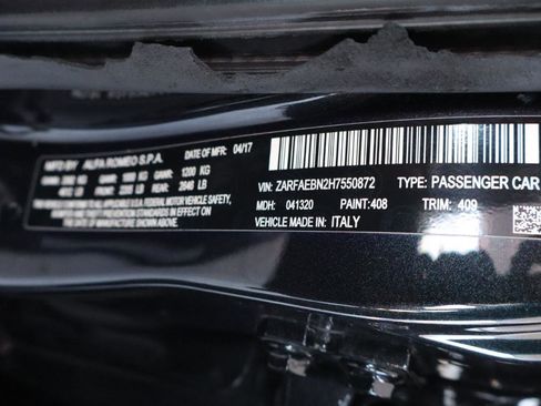 Used 2017 Alfa Romeo Giulia image 49