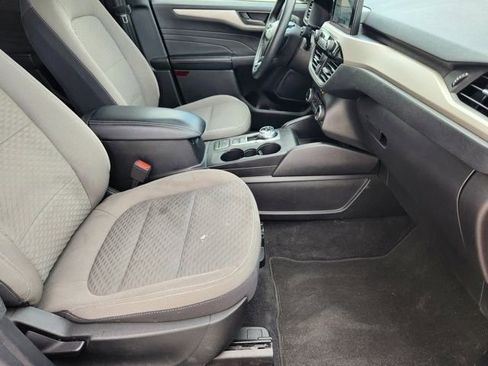 Used 2022 Ford Escape SE w/ Convenience Package image 12