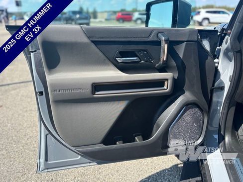 New 2025 GMC Hummer EV 3X image 11