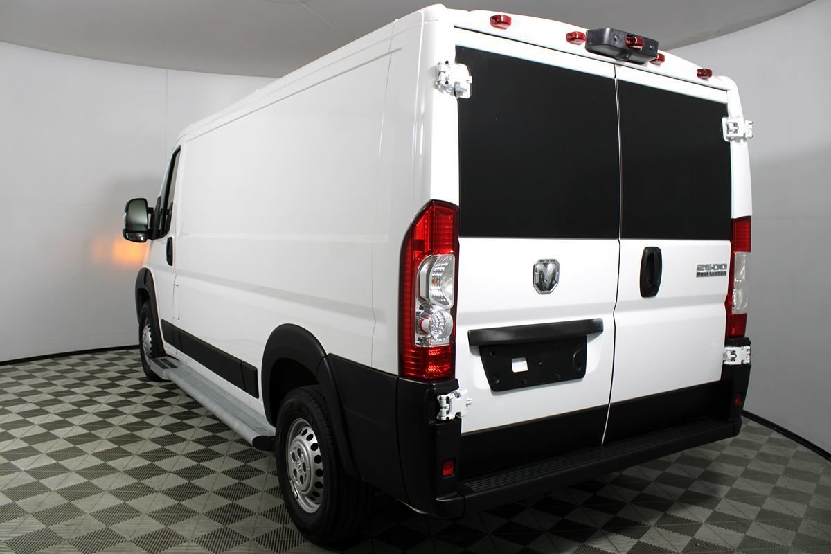 Used 2025 RAM ProMaster 2500 w/ U-Haul Equipment Group FWD image 27