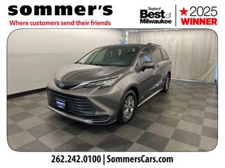 Used 2021 Toyota Sienna LE video 2