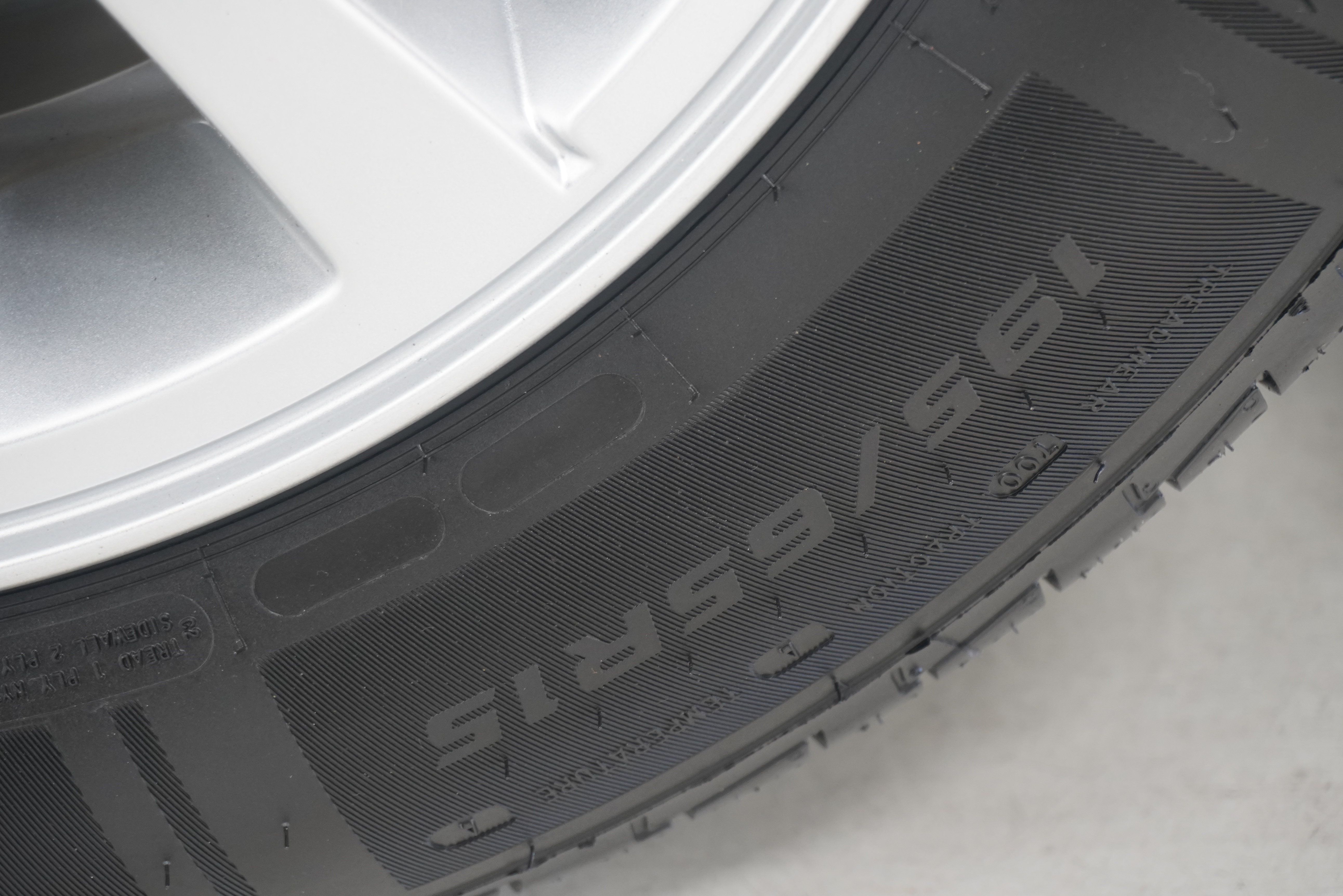 Used 2020 Chevrolet Sonic LT FWD image 24