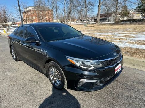 Certified 2019 Kia Optima LX image 23