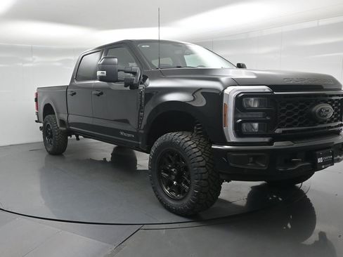 New 2026 Ford F250 Lariat w/ Black Appearance Package AWD/4WD image 54