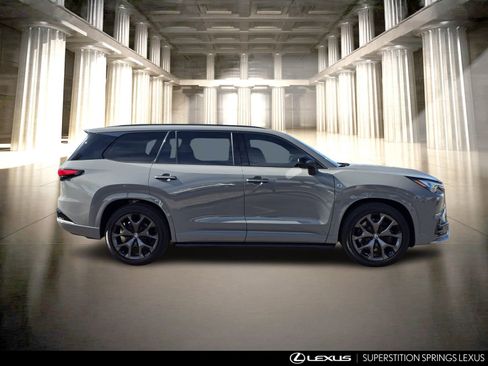 New 2026 Lexus TX 500h AWD image 3