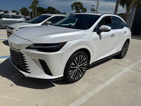 Used 2024 Lexus RX 350 Premium Plus w/ Convenience Package FWD image 3