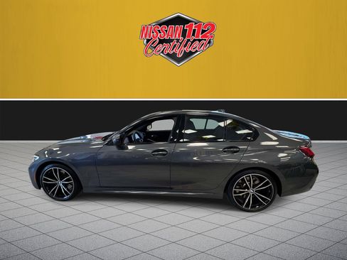 Used 2021 BMW 330i xDrive Sedan w/ M Sport Package AWD/4WD image 8