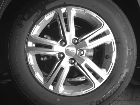 Used 2024 GMC Terrain SLE image 19