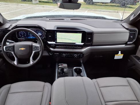 Used 2026 Chevrolet Silverado 1500 LTZ AWD/4WD image 10