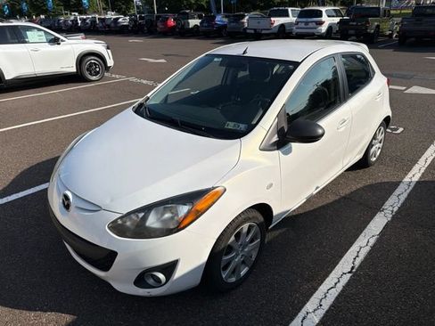 Used 2011 MAZDA MAZDA2 Touring FWD image 3