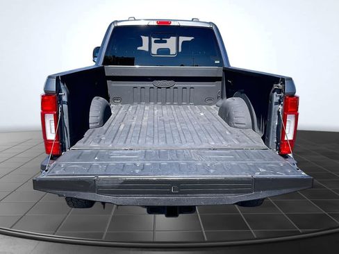 Used 2021 Ford F350 Lariat w/ Tremor Off-Road Package AWD/4WD image 19