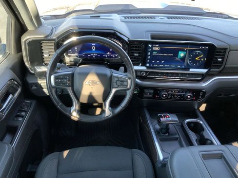 Used 2022 Chevrolet Silverado 1500 LT Trail Boss w/ LPO, Dark Essentials Package image 26