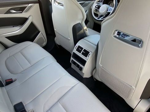 New 2025 Jaguar F-PACE R-Dynamic S image 13