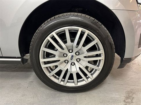 Certified 2024 Ford Expedition Limited image 2