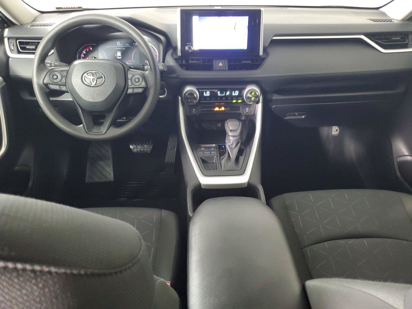 Used 2025 Toyota RAV4 XLE FWD image 14