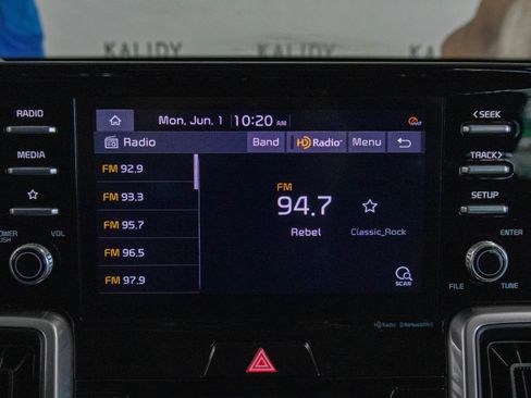 Used 2021 Kia Sorento S w/ Panoramic Sunroof Package FWD image 8
