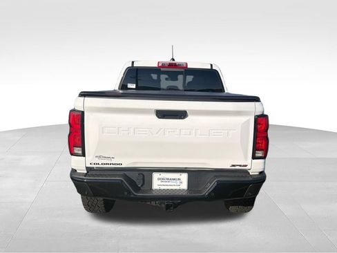 Used 2024 Chevrolet Colorado ZR2 w/ ZR2 Convenience Package III AWD/4WD image 4