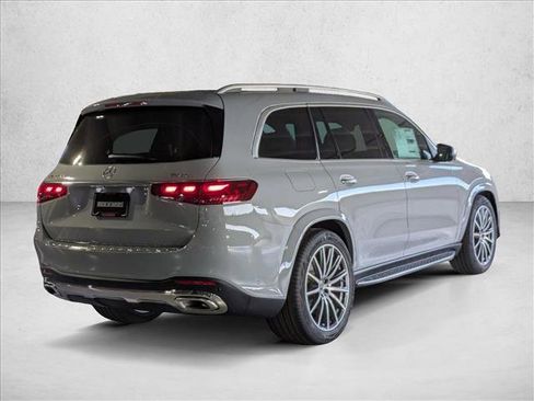 New 2026 Mercedes-Benz GLS 580 4MATIC image 13