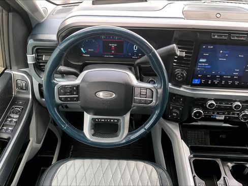 Used 2024 Ford F250 Limited w/ FX4 Off-Road Package image 5