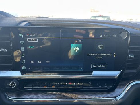 Used 2024 Chevrolet Silverado 2500 LTZ w/ LTZ Premium Package image 21