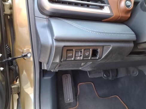 Used 2022 Subaru Outback Touring XT image 18