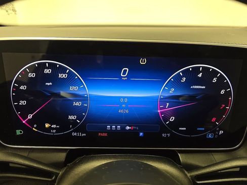 Used 2025 Mercedes-Benz GLC 300 w/ AMG Line image 12