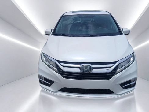 Used 2020 Honda Odyssey Elite image 3