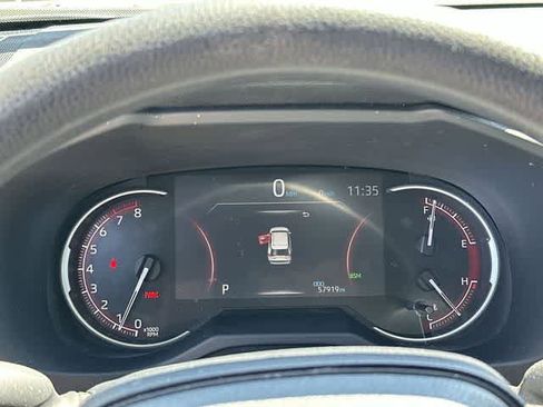 Used 2023 Toyota RAV4 LE AWD/4WD image 6