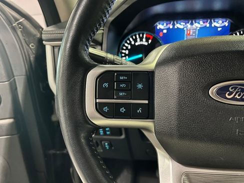 Used 2024 Ford Expedition XLT image 18