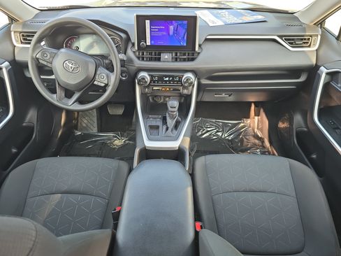 Used 2024 Toyota RAV4 XLE FWD image 9