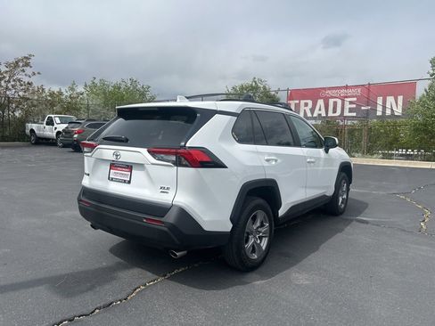 Used 2025 Toyota RAV4 XLE w/ Convenience Package image 4