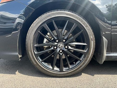 Used 2023 Toyota Camry XSE FWD image 9