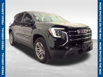 Used 2025 GMC Terrain Elevation