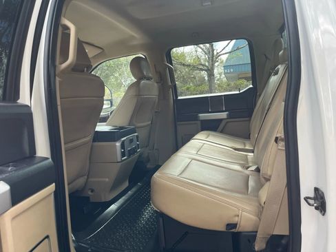 Used 2019 Ford F250 Lariat w/ Lariat Ultimate Package image 18